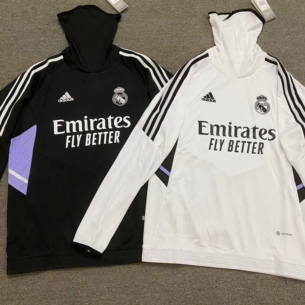 22-23 Real Madrid Camisa de Treinamento de Pescoço Alto Camisa de Futebol  Calças de Manga Longa Camisa de Futebol Benzema Stadium uniforme 2022 2023  1:1 - Corre Que Ta Baratinho