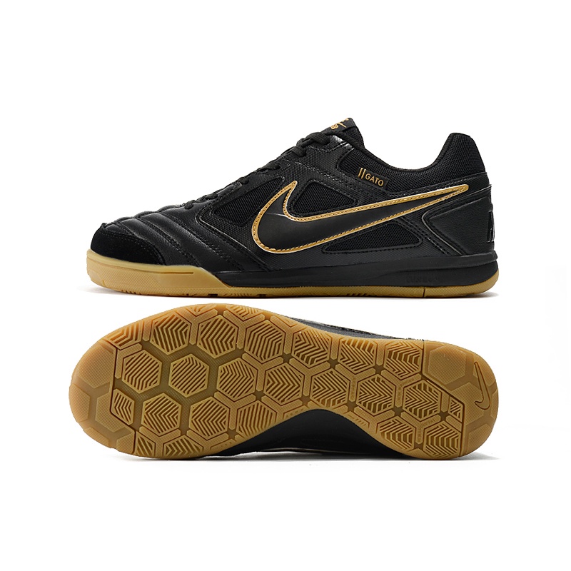 nike supreme futsal