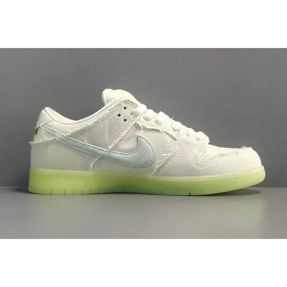 Nike SB O Escuro Dunk Low Pro PRM Que Brilha No . Produto : DM0774-111