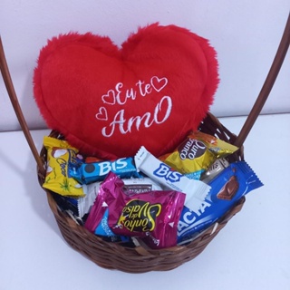 Cesta Chocolate presente namorados, aniversário, Páscoa,mãe em Oferta na Shopee