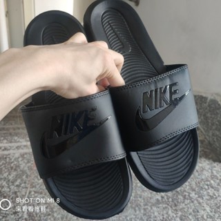 Ne Victori One Slide Full Black Sports Slippers Homens E Mulheres Casual Fashion Student Sandálias EVA Leves De Verão
