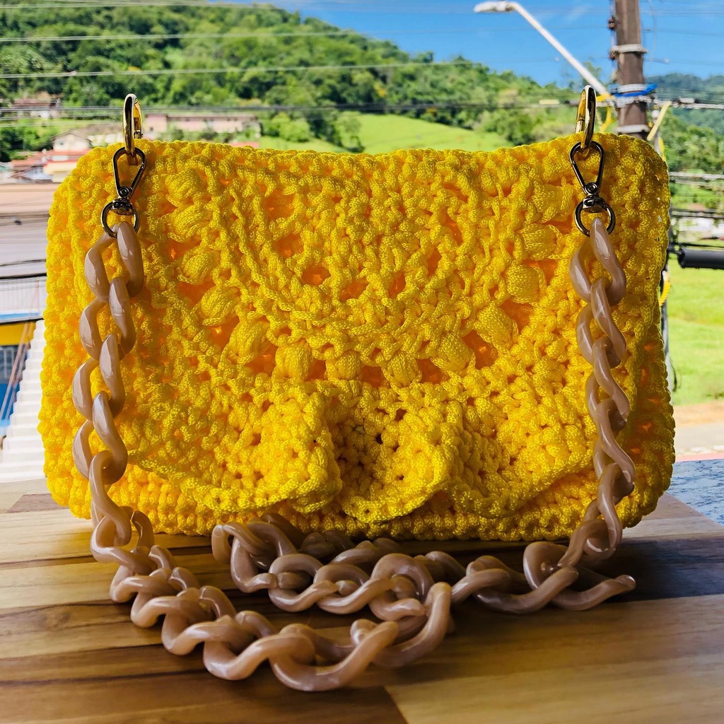 Clutch Dallas em fio náutico e alça em resina - Produto feito a mão - Crochê