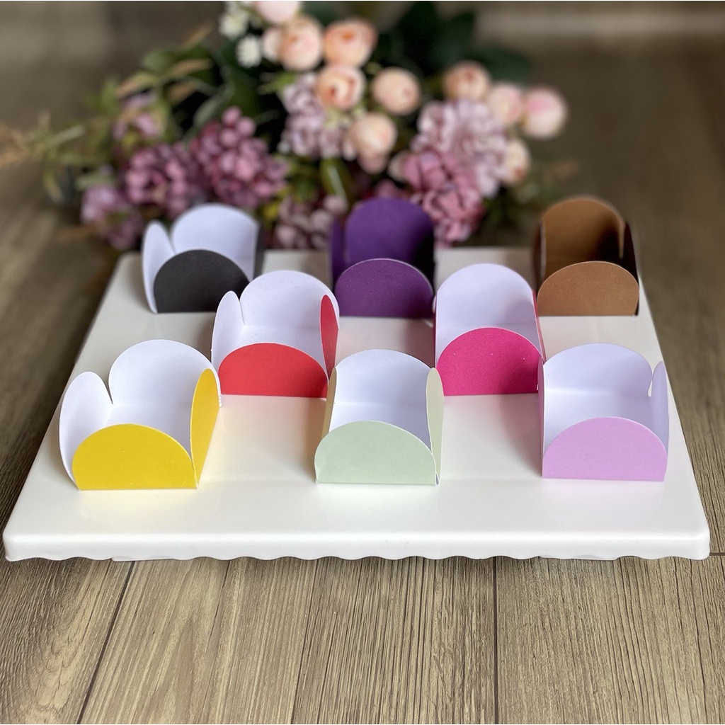 40 A 150 UNIDADES - Forminha 4 Pétalas para Doces - 50 unidades 33x33x24mm - Forma para doces