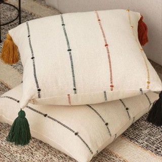 Capa Almofada Artesanal Pompom Sofá Cama Decoração 47cmx47cm