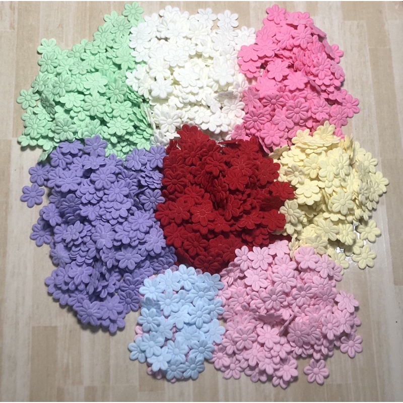 Flor prensada 2cm pacote com 100 unidades