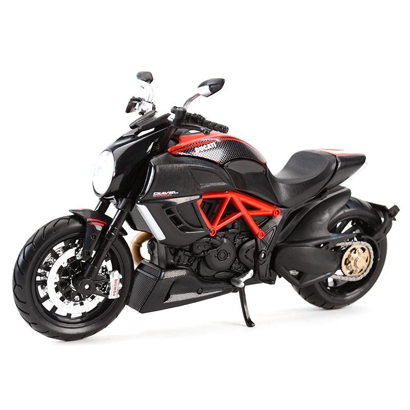 MINIATURA MOTO DUCATI DIAVEL CARBON MAISTO 1/12