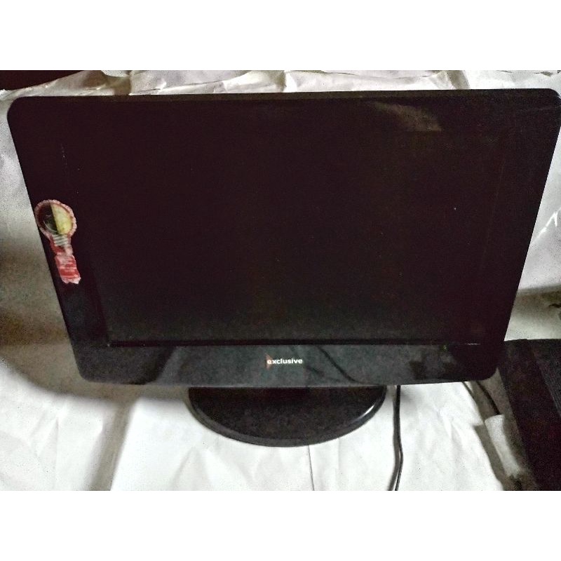 Monitor Tv LED Cce 24 Polegadas Semi Aceito S