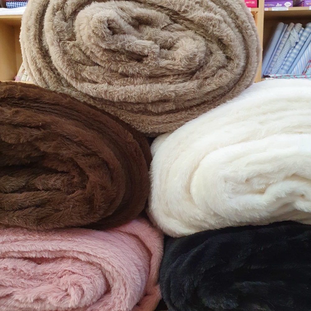 Tecido Pelúcia Por Metro Pele Agata 1,6m de Largura