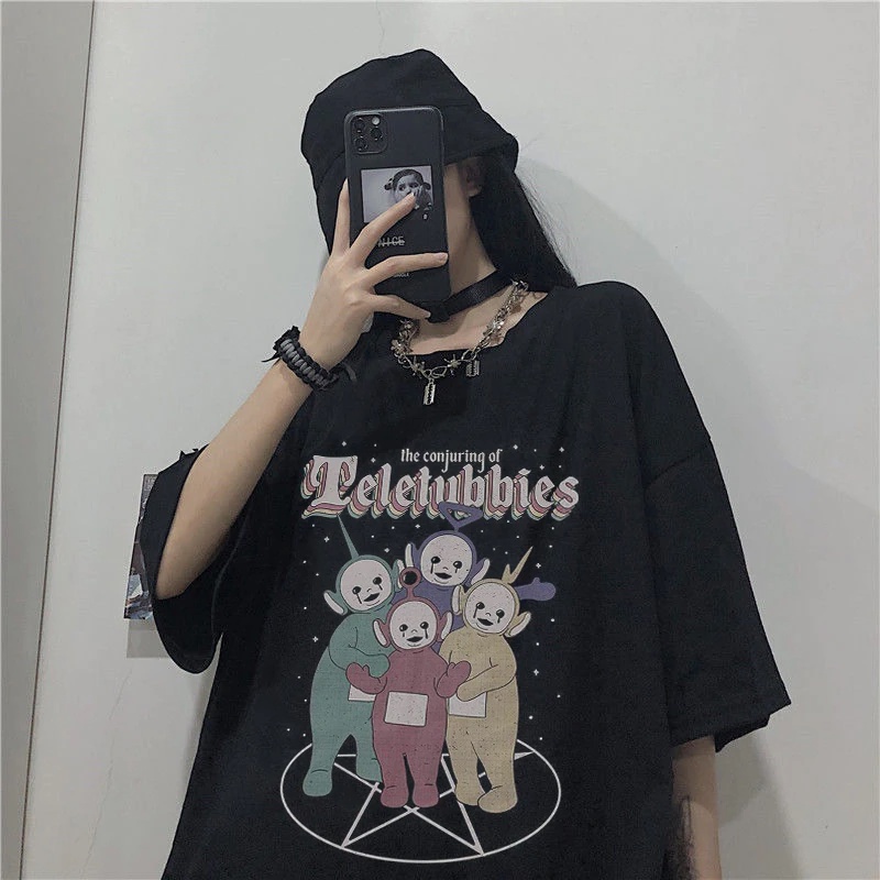 Camiseta Basica Tshirt Algodao Conjuring Teletubbies Gotico Punk Vintage 90s Desenho Unissex Liquidação
