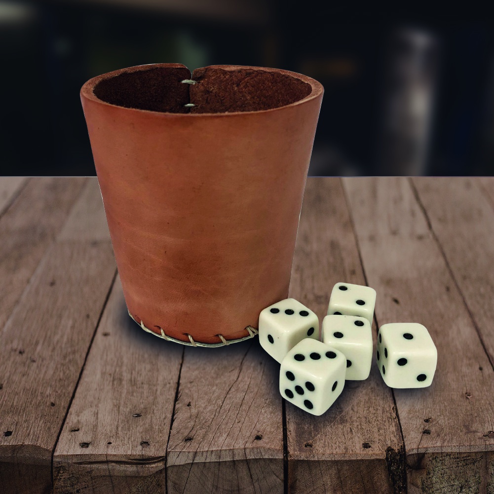 Jogo de Dados com Copo de Couro Lançador e 5 Dadinhos Bozó em Oferta na Shopee