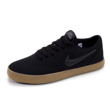 Nike best sale preto baixinho