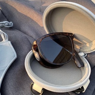 Óculos De Sol Femininos Fashion Square Novos Homens Dobráveis Rede Vermelha Sombra Selvagem Exterior Eyewear and Bag