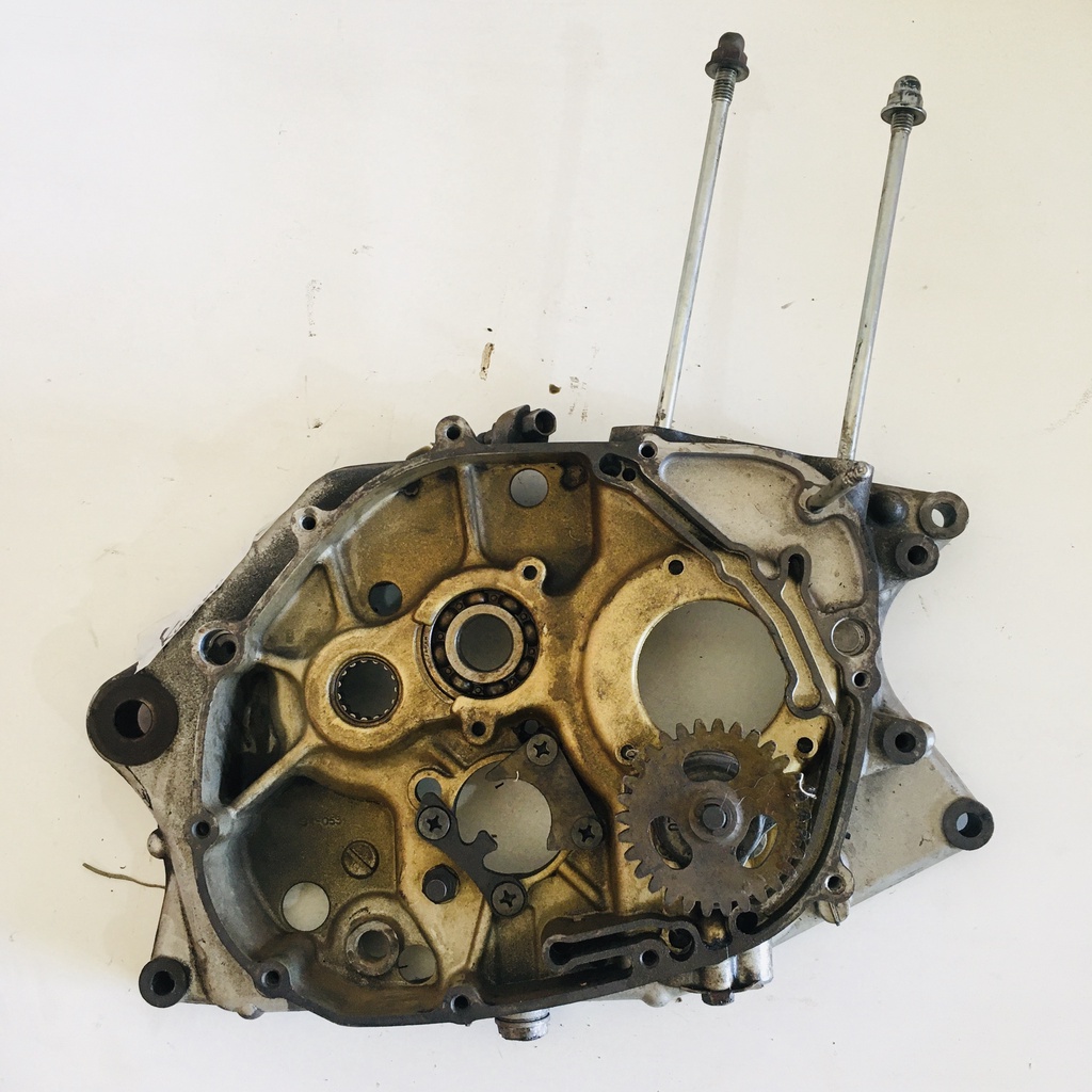Carcaça Do Motor Lado Direito Suzuki Katana Original