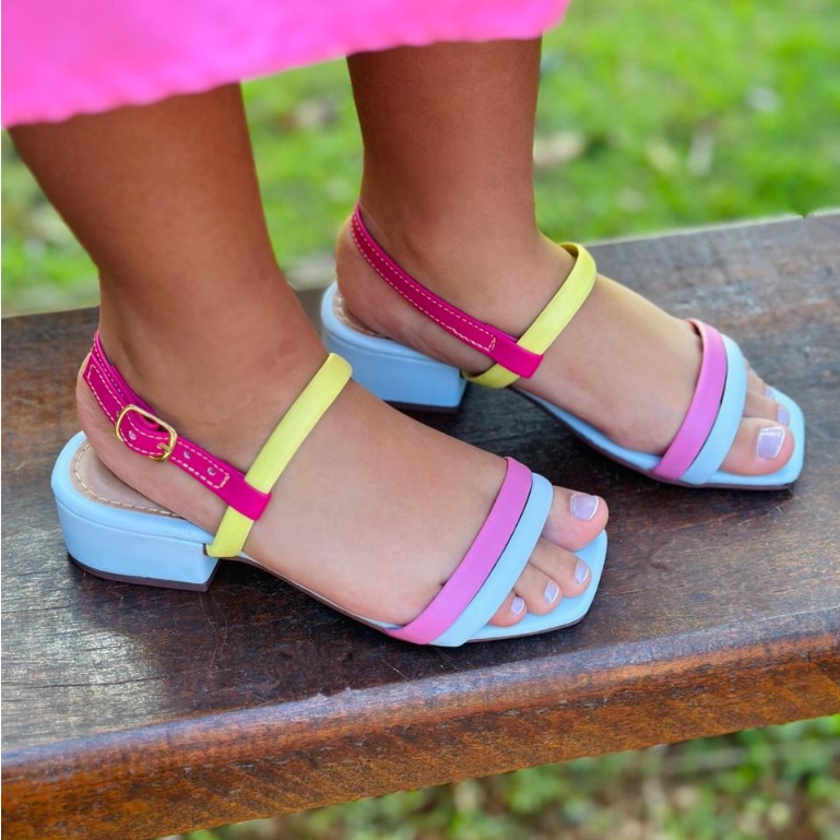 Sandália Femininas Leve Macia Salto Baixo Antiderrapante Lançamento em Oferta na Shopee