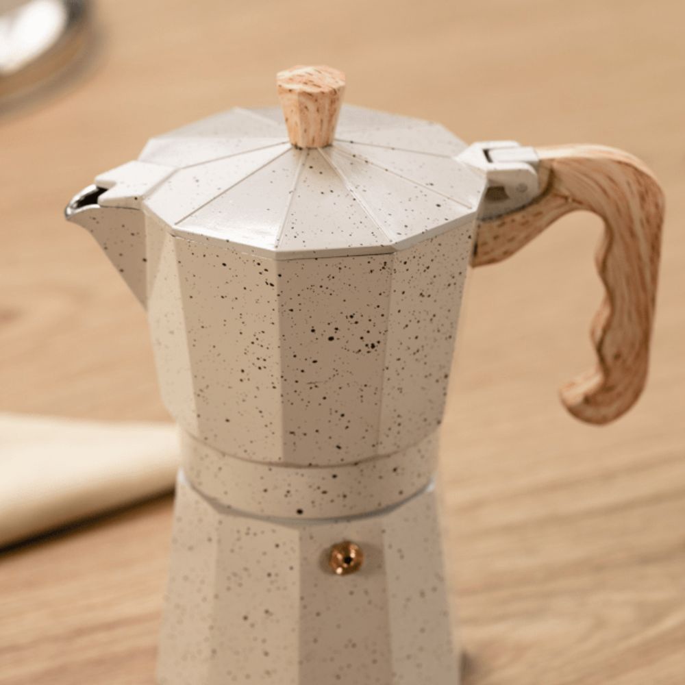 Cafeteira Italiana Brinox 6 Xícaras de Alumínio Verona Vanilla Cabo Silicone Café Expresso Moka