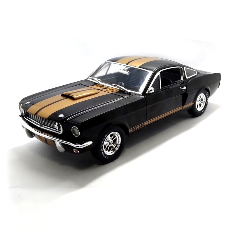 Shelby GT 350H 1966 1:18 Shelby Collectibles