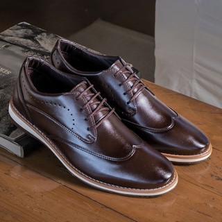 Sapato Casual Oxford Versales Masculino de Amarrar e Material Nobre Marrom