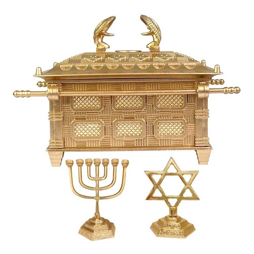 kit arca da aliança grande dourada 18cm + Candelabro menorah metal 10cm + Estrela de Davi metal 10cm