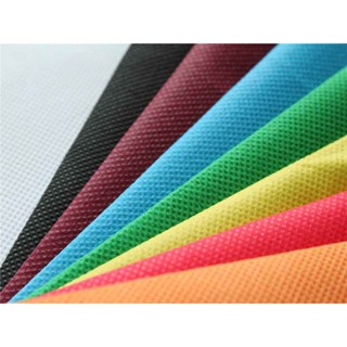 TNT a Metro para Festas, Decorações e Fantasias - Várias Cores Disponíveis (1m x 1,40m)