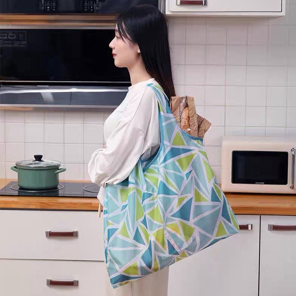 Mochila Dobrável de Ombro Reutilizável Praia e Compras COR E PADRÃO ALEATÓRIO JORGE