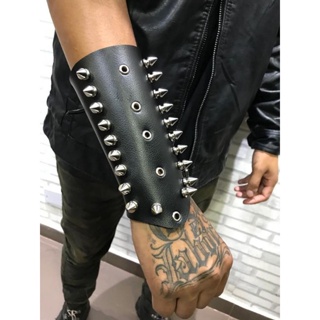 Bracelete Spike Punk Rock Pulseira em Oferta na Shopee