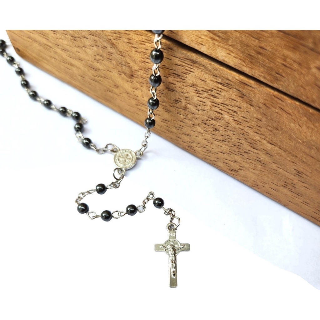 Colar Terço Masculino Hematita De São Bento Com Crucifixo