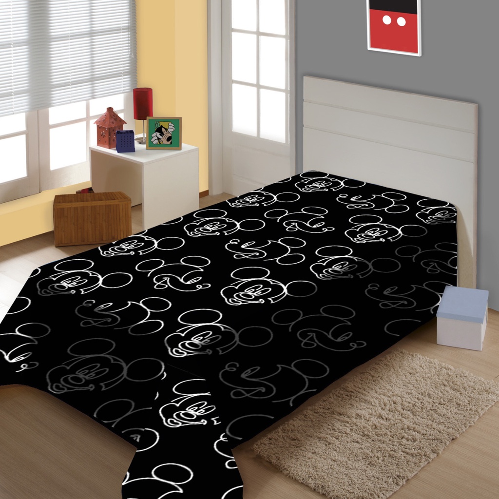 Manta Disney Mickey Mouse Preta e Branca 1,50m x 2,00m Fun