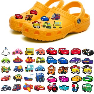 crocs Venda A Quente 1 pcs jibbitz Sapatos Especiais Carros DIY Sandálias Coloridas Charme Acessórios Tamancos Crocodilos Alfinetes Decorar Crianças Meninos Presentes