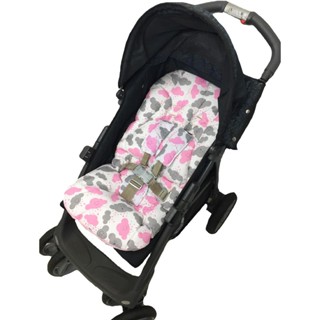 Colchonete de carrinho com protetor de cinto universal lika baby 80cm x 40cm nuvens