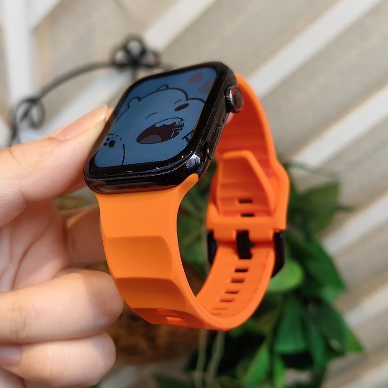 Pulseira Esportiva De Silicone Macio Para Apple Watch Band 10 42MM 46MM 9 Ultra 8 SE 7 Série 49MM 45MM 44MM 41MM 40MM iW — imagem 2 de 2