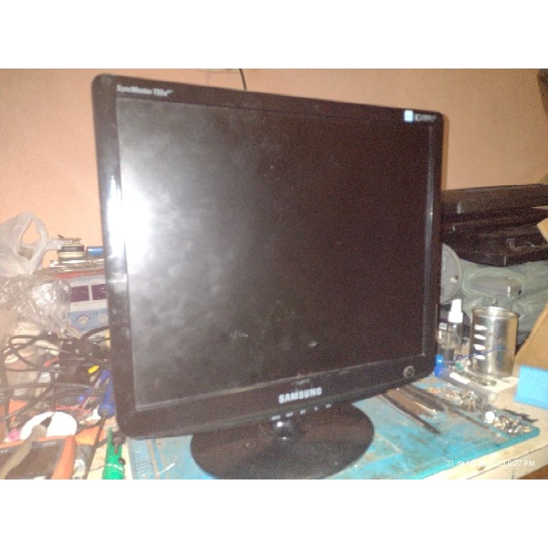 Monitor Samsung 732n PLuS Detalhe Aceito
