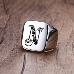 Vnox Initials Signet Ring for Men , 18mm Bulky Stamp Male Band , Cartas Jóias Personalizadas Presente Para Ele