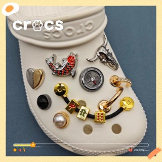 Novos Crocs jibbitz Flor De Sapato De metal DIY Série De Furos Fivela Encanta Chinelos De Moda Estilo Coreano Decorativa Interessante