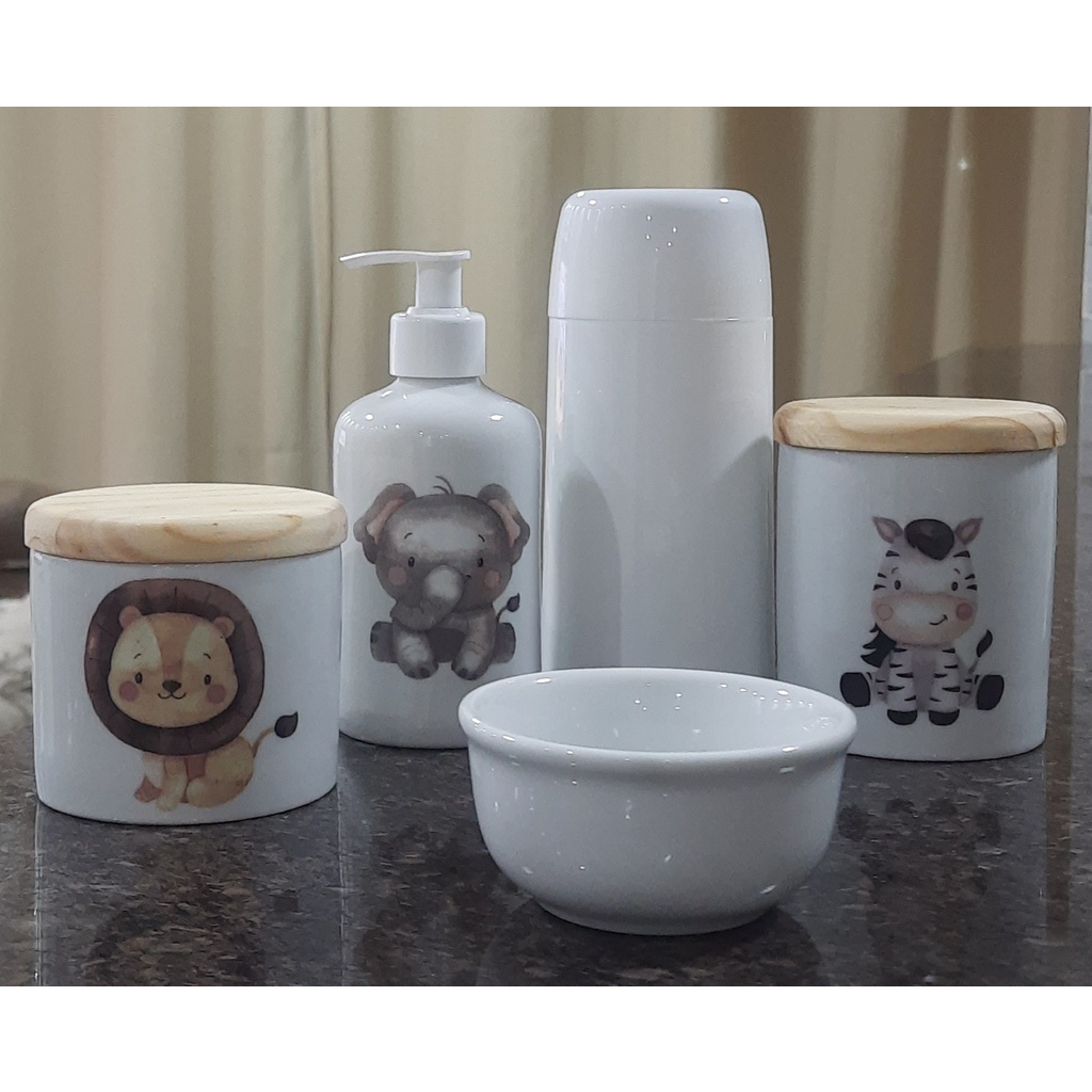 Kit higiene bebê safari 5 Pçs - Potes, porta álcool e molhadeira porcelana + garrafa térmica