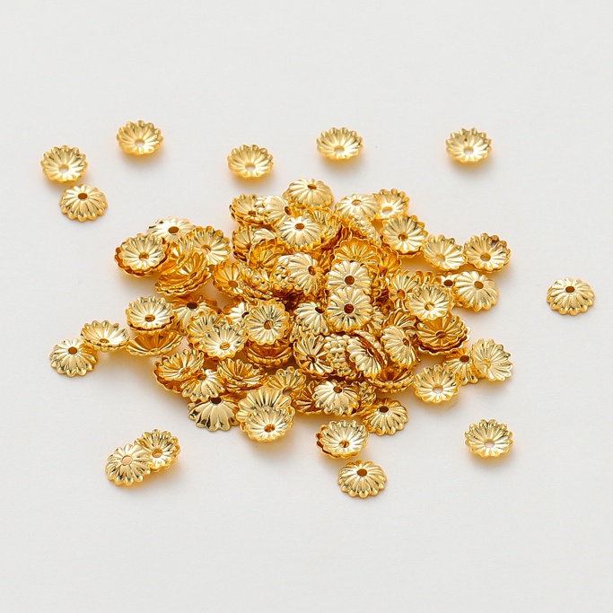 St. kunkka 100Pcs 18K Receptáculo de Onda de Ouro Não Desbotado Receptáculo de Margarida Não-Alérgica Contas de Receptáculo Podem ser Usadas para a Fabricação de Pulseiras de Colar de Bricolagem