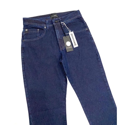 Calça jeans corte clássico modelo inovador Pierre Cardin