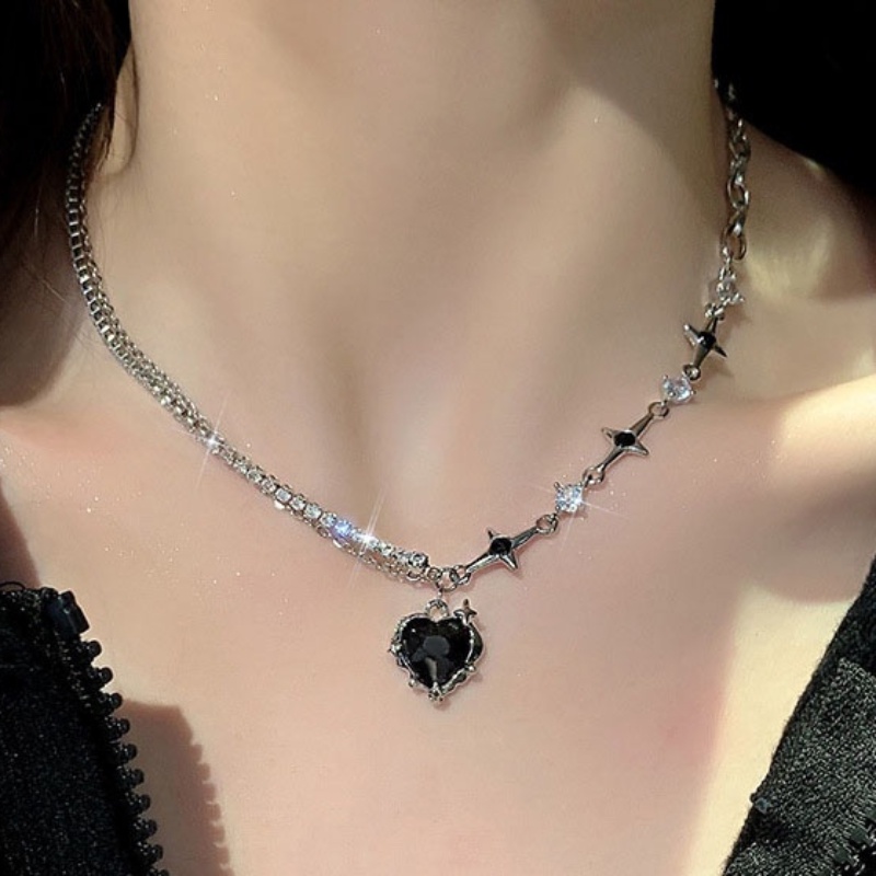 Novo Colar Y2K Preto Púrpura Cor Cristal Pingente Coração De Amor Simples Estilo Rua Feminino Rhinestone Estrela Colares Assimétricos Punk Cadeia De Clavícula Feminina Jóias V