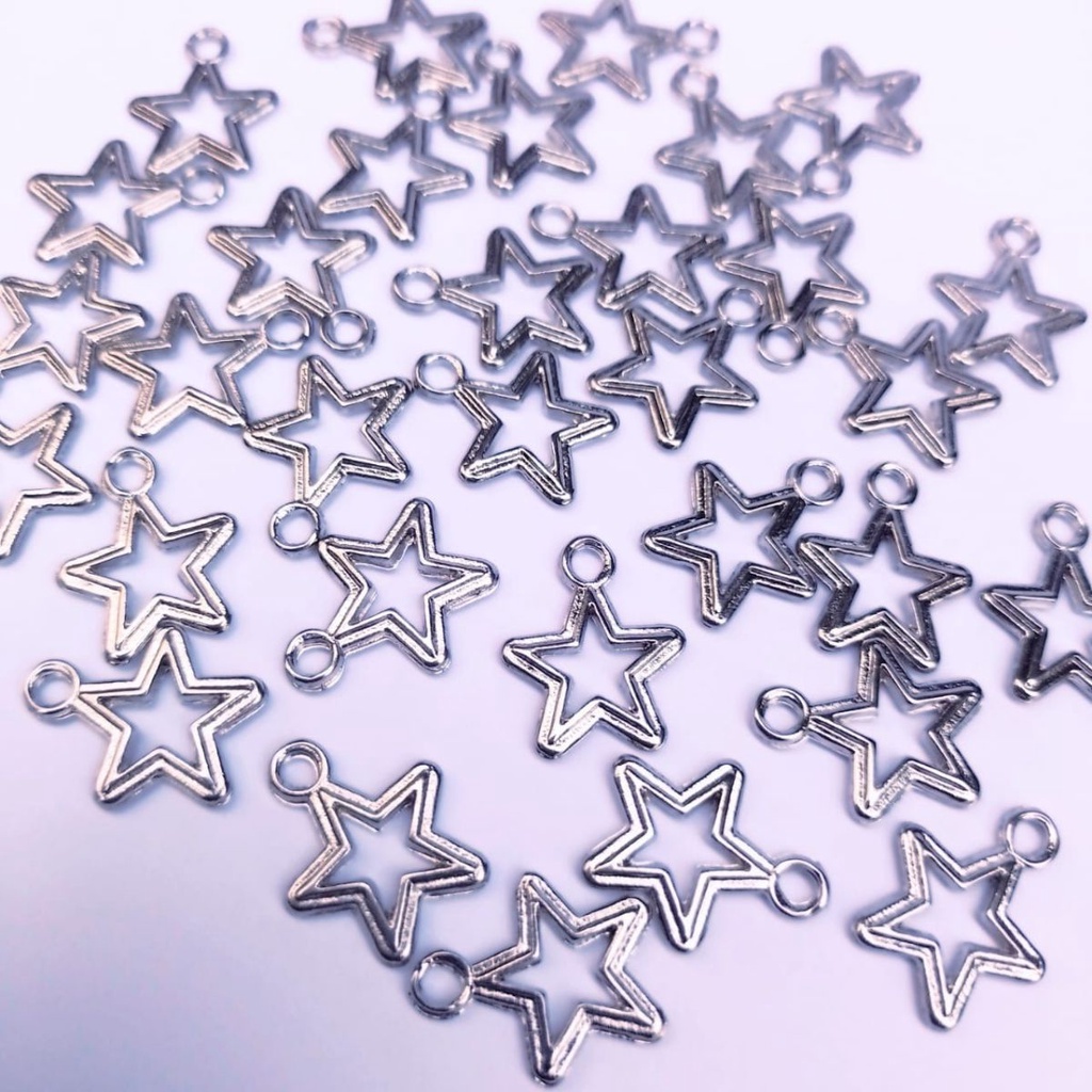 30 Pingente para artesanato Estrela vazada Níquel - Pingente Estrela em Oferta na Shopee