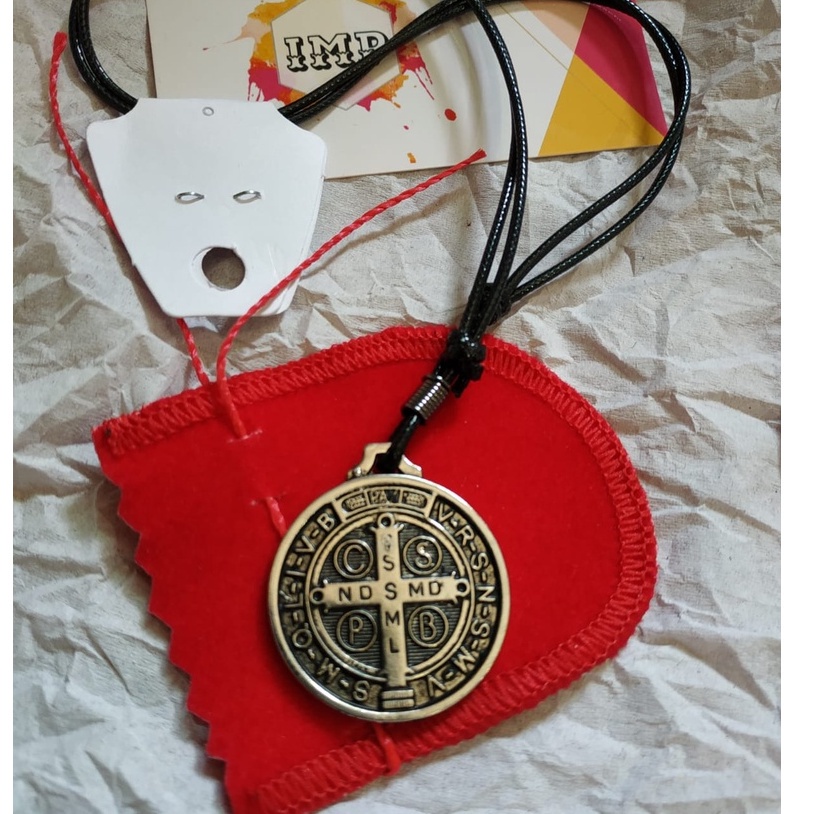 Cordão e Medalha de São bento estilo moeda antiga foto REAL