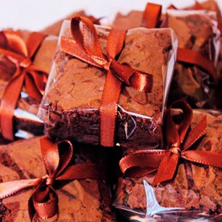 Embalagem Brownie Bem Casado Poli Incolor Para Lembrancinhas De Aniversários 16x16 c/100 Unidades
