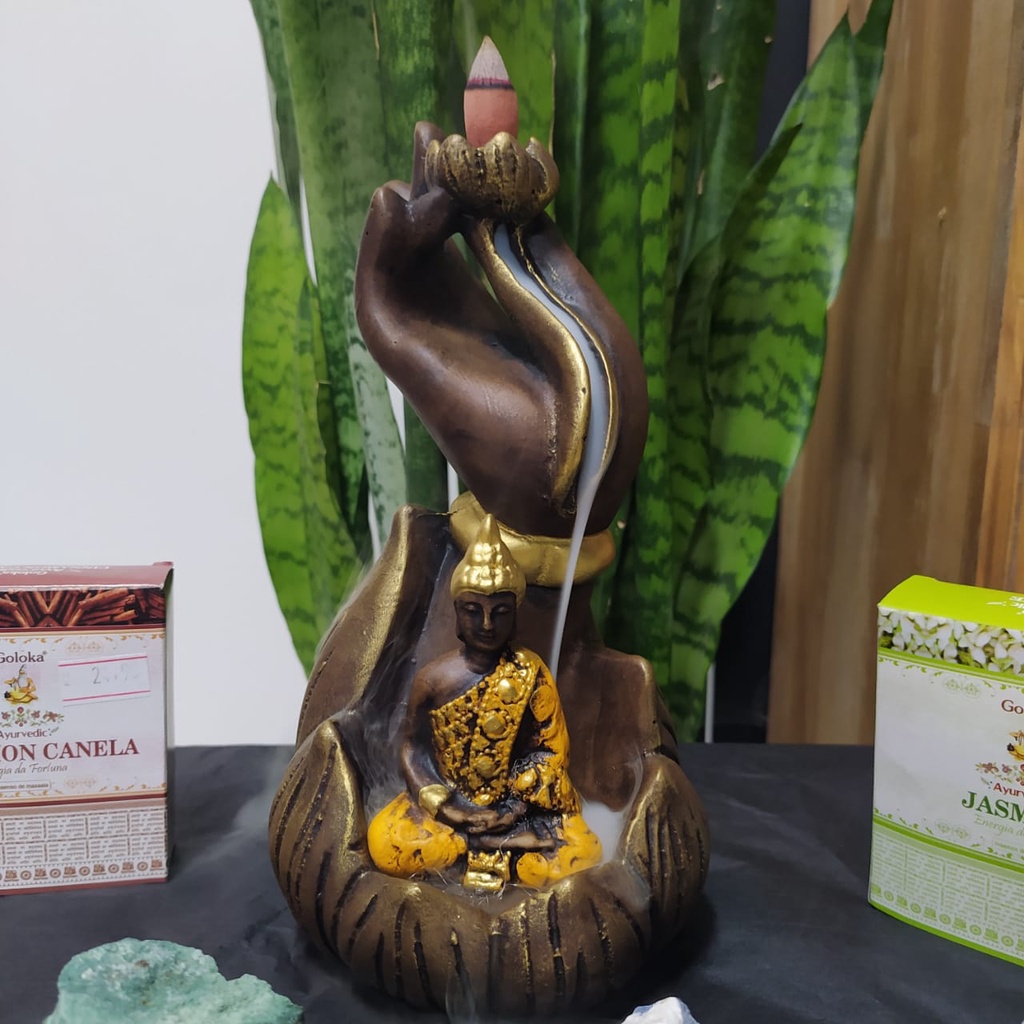 Imagem PORTA INCENSO CASCATA BUDA NA MÃO ENVELHECIDO C/ AMARELO 20CM