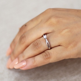 Anel de Prata 925 com Ródio Branco Solitário Moissanita 3mm em Oferta na Shopee