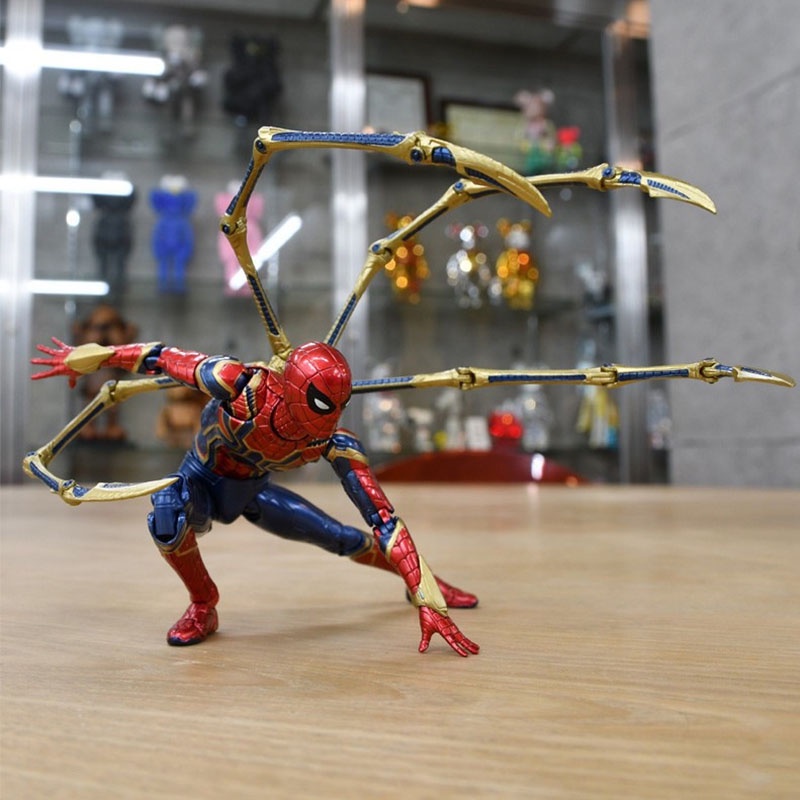 14cm Marvel Avengers : Infinity War Spiderman Figura Brinquedos Para Meninos Super-Heróis Homem-Aranha De Ação Kids Gift