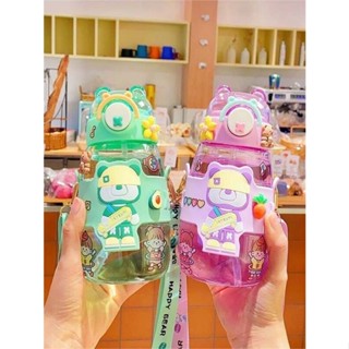 Confira GARRAFA Plástico 600ML Garrafa Plástica De Água De Grande Capacidade Resistente A Altas Temperaturas Internet Celebrity Children Cute Girls Gift Printing Handy Big Belly Cups