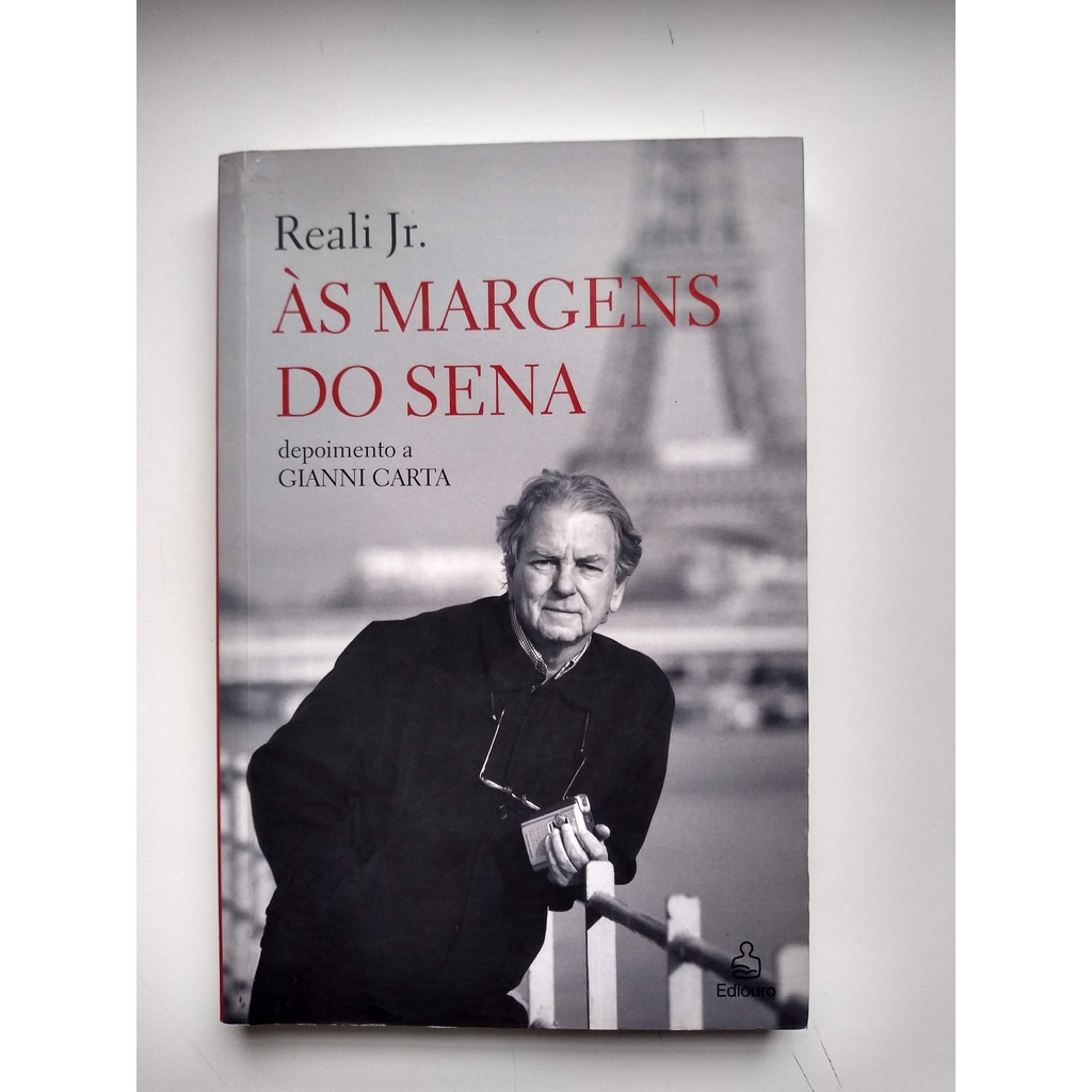 Livro Às Margens do Sena M546