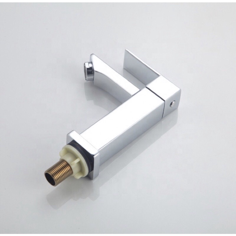 Torneira de metal inox bico baixo para banheiro e lavabo