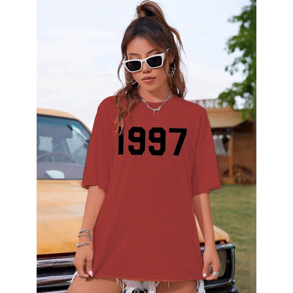 Camiseta Streetwear Feminina Estilo Garota Aesthetic Estampada Número 1997 Blusa T-shirt Oversized