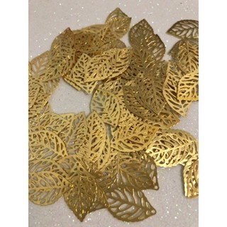 Pingente folha dourada em Metal PEQUENA 14x23mm-20unid Headband Faixa Laço Infantil em Oferta na Shopee