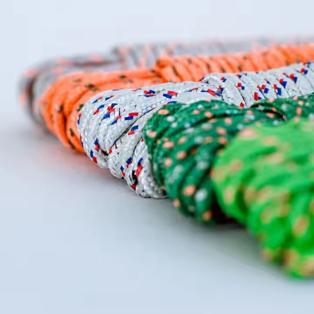 Corda de Poliéster 4mm x 30m Resistente para Cargas, Camping, Varal, Artesanato – Várias Cores
