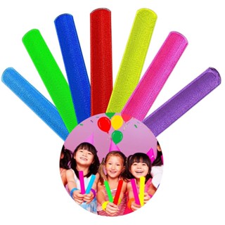 Pulseira Bate enrola cores sortidas festa aniversario lembrancinha em Oferta na Shopee